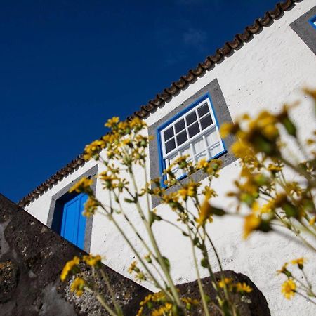 Casa Azul Guest House Lajes do Pico Bagian luar foto