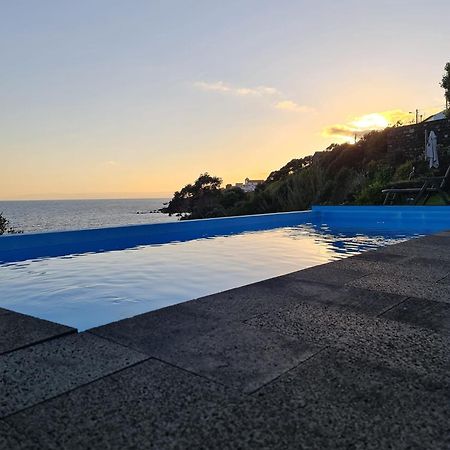 Casa Azul Guest House Lajes do Pico Bagian luar foto