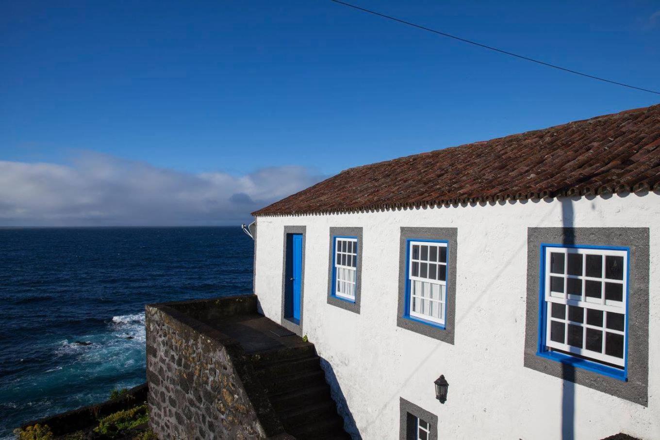 Casa Azul Guest House Lajes do Pico Bagian luar foto