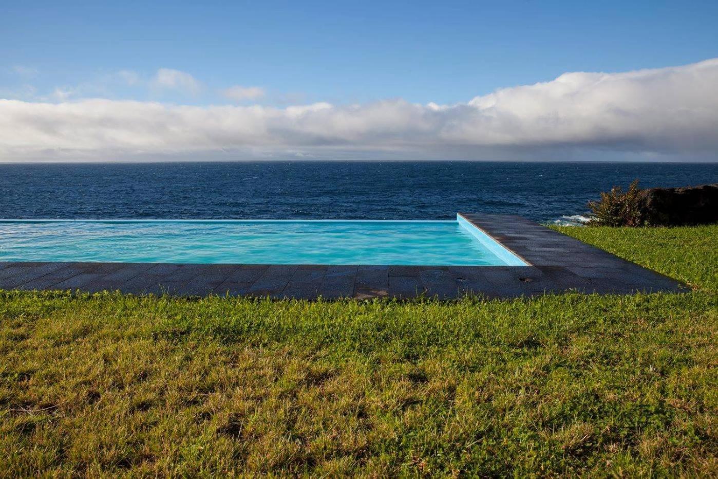 Casa Azul Guest House Lajes do Pico Bagian luar foto